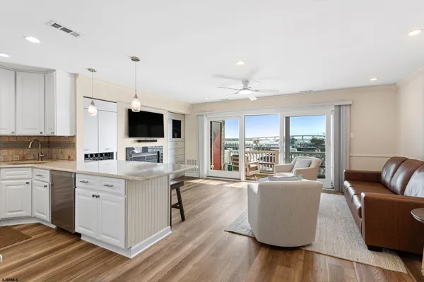 $795,000 | 1304 Harbour Cove, Unit 1304, Somers Point, NJ 08244