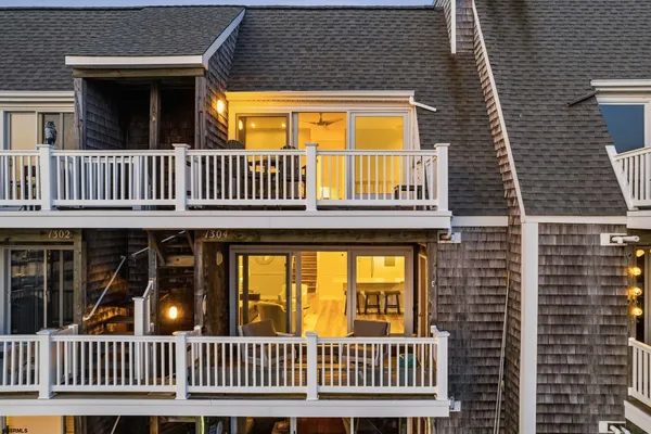 $795,000 | 1304 Harbour Cove, Unit 1304, Somers Point, NJ 08244