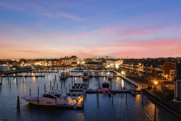 $795,000 | 1304 Harbour Cove, Unit 1304, Somers Point, NJ 08244