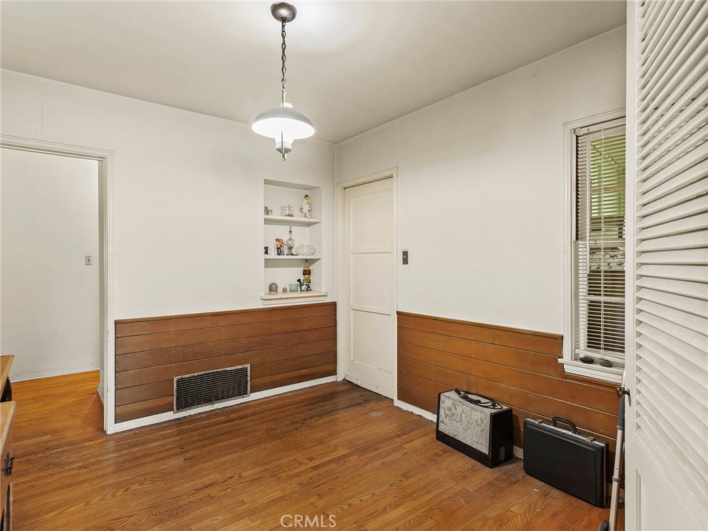 441 Dartmouth Road Burbank, CA 91504 - Photo 12 of 46 a view of room with wooden floor