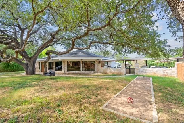 $1,100,000 | 13204 Onion Creek Drive, Manchaca, TX 78652