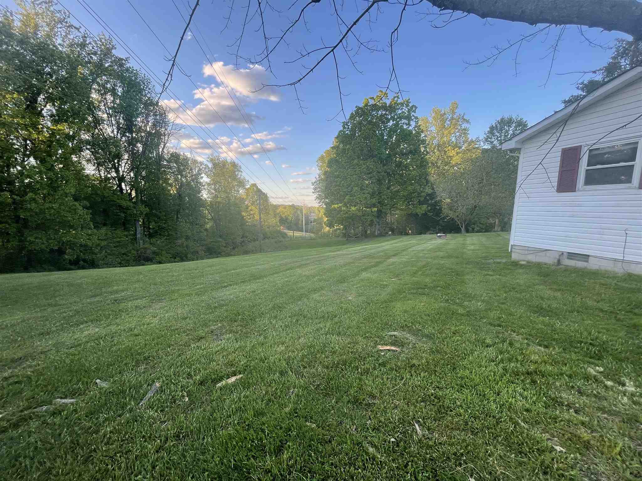 1057 Kentucky Hollow Road Bedford, IN 47421 - Photo 4 of 32 Gallery Image 4