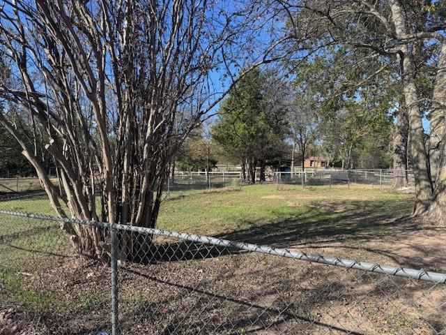 2032 Highway 338 Naples, TX 75568 - Photo 5 of 21 a view of yard with tree