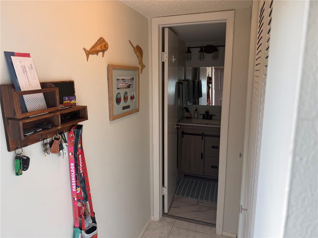 11485 Oakhurst Road, Unit 11001 Largo, FL 33774 - Photo 11 of 31