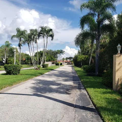 $4,200 | 4105 El Dorado Cove, Bradenton, FL 34210