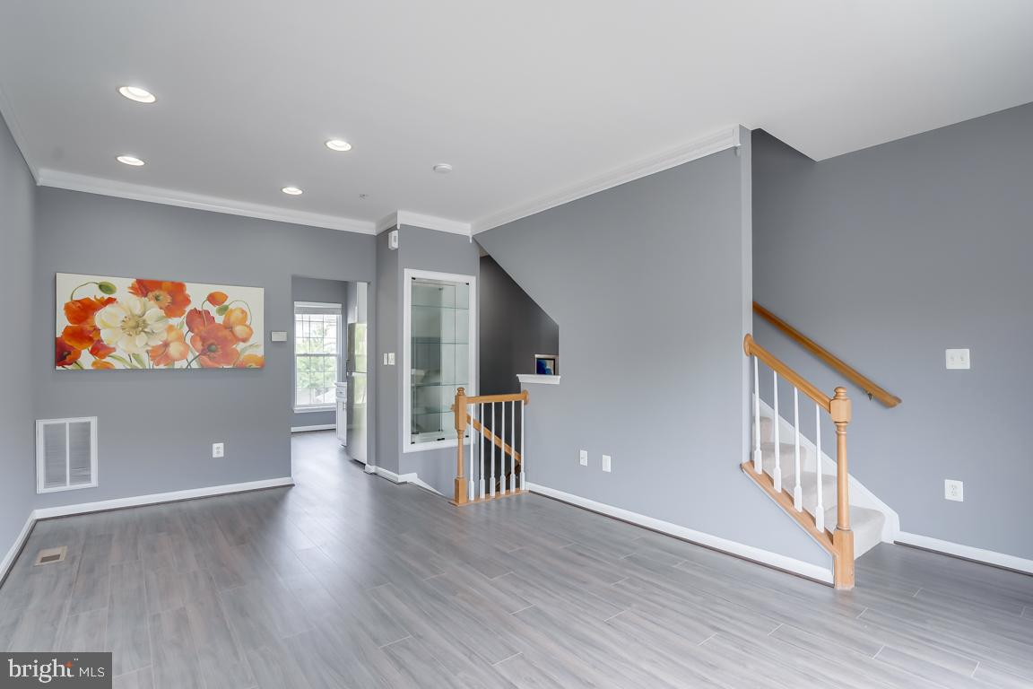 8316 Green Grass Road Laurel, MD 20724 - Photo 6 of 34 Gallery Image 6