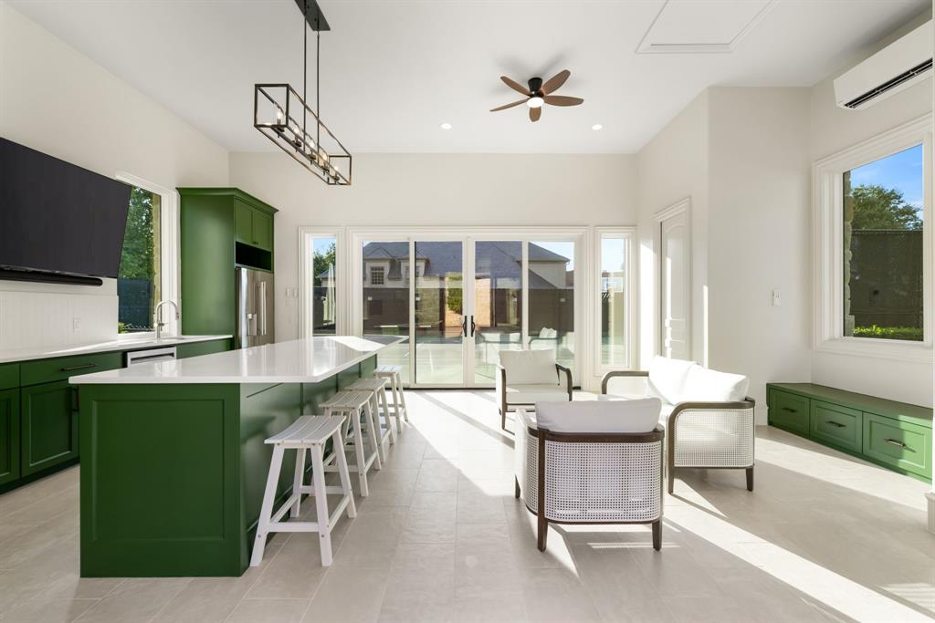 6413 Old Gate Road Plano, TX 75024 - Photo 27 of 30 Tennis/Pickle ball clubhouse.