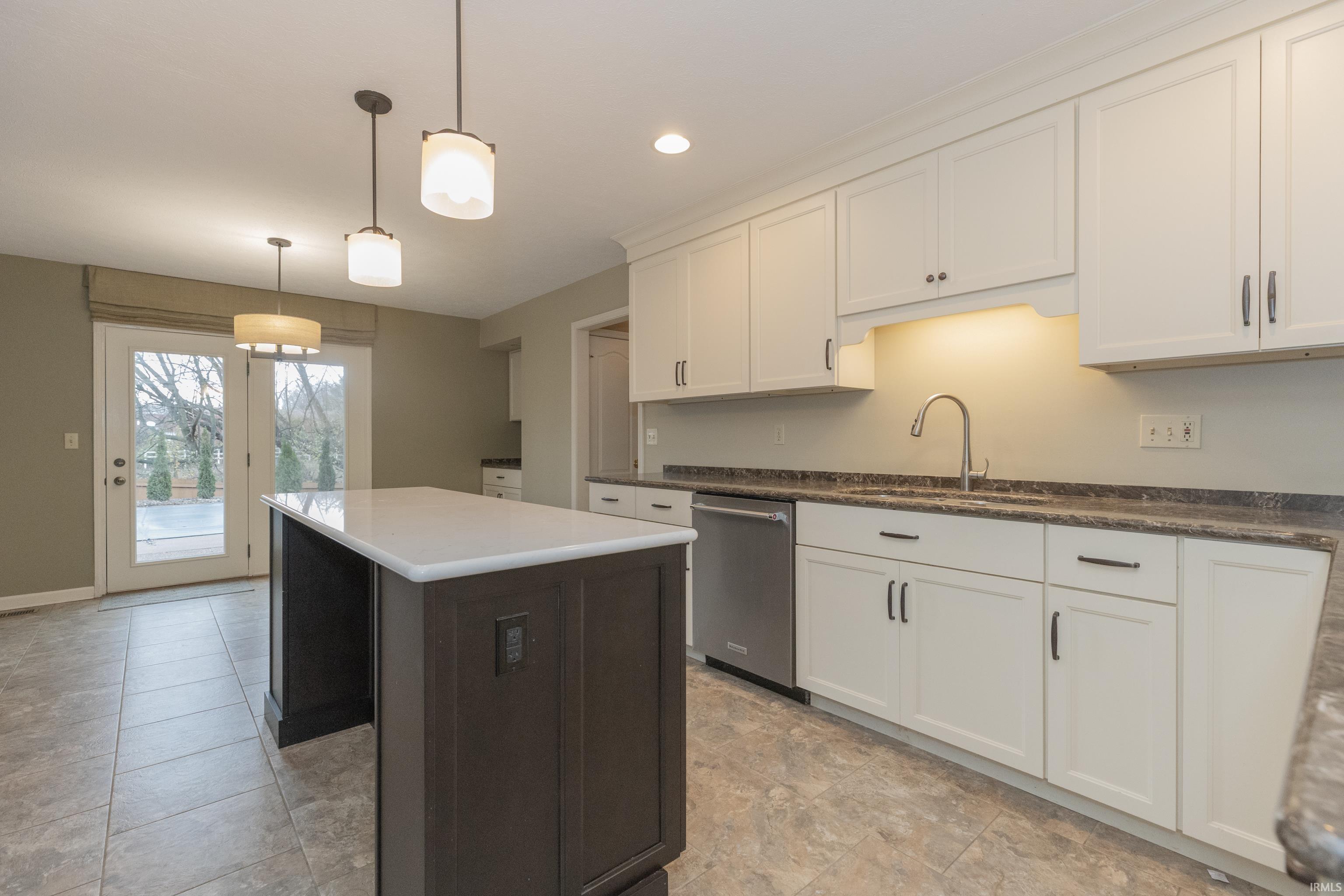 7255 Timber View Drive Newburgh, IN 47630 - Photo 12 of 36