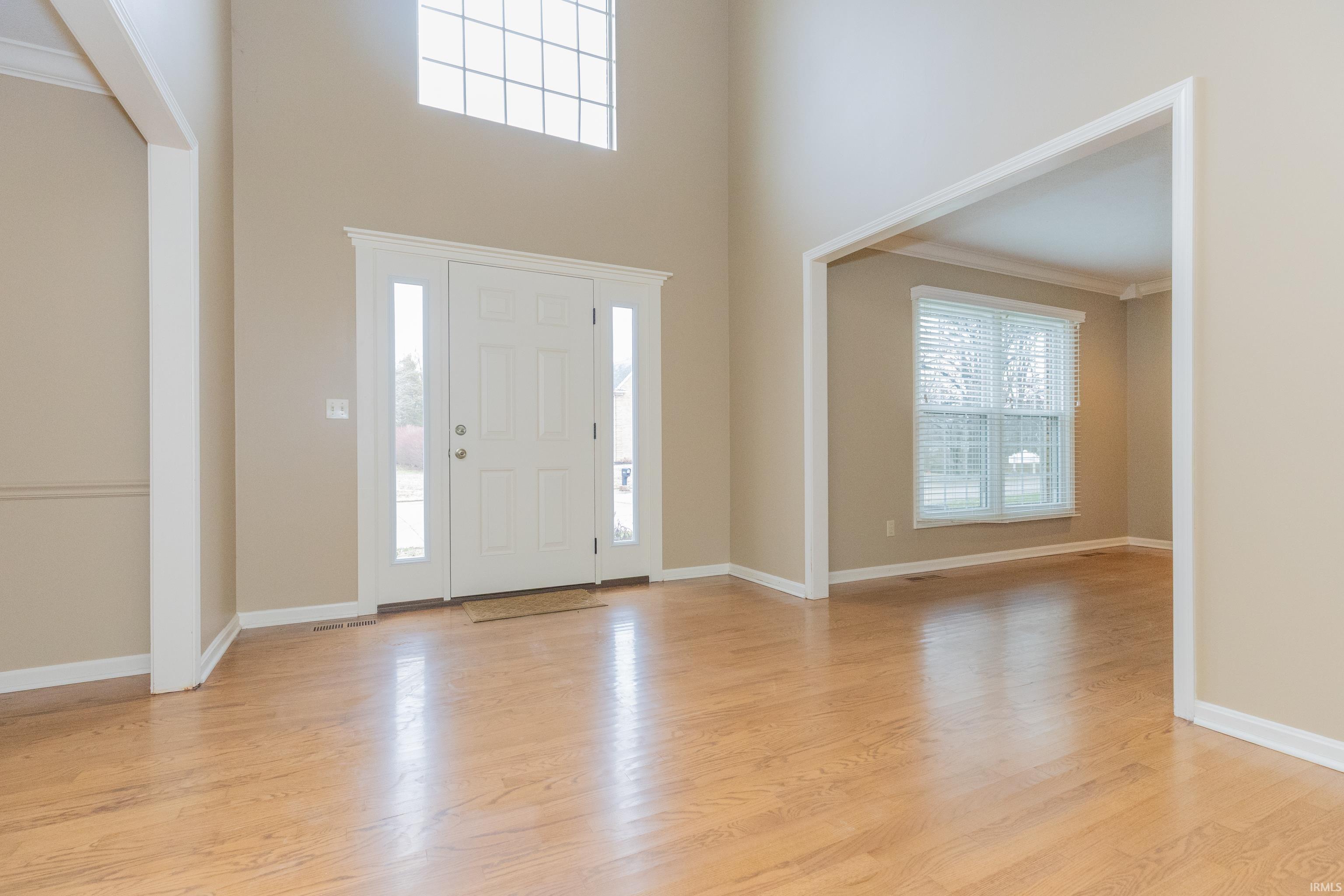 7255 Timber View Drive Newburgh, IN 47630 - Photo 2 of 36