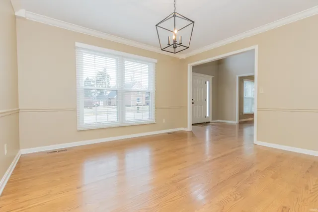 $488,700 | 7255 Timber View Drive, Newburgh, IN 47630