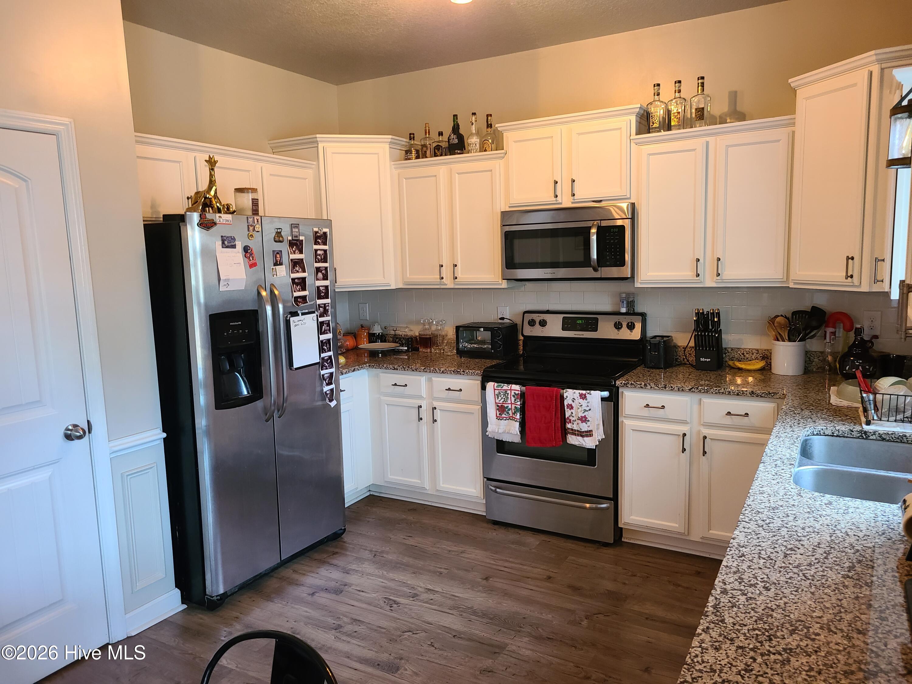 183 Pamlico Drive Holly Ridge, NC 28445 - Photo 9 of 31