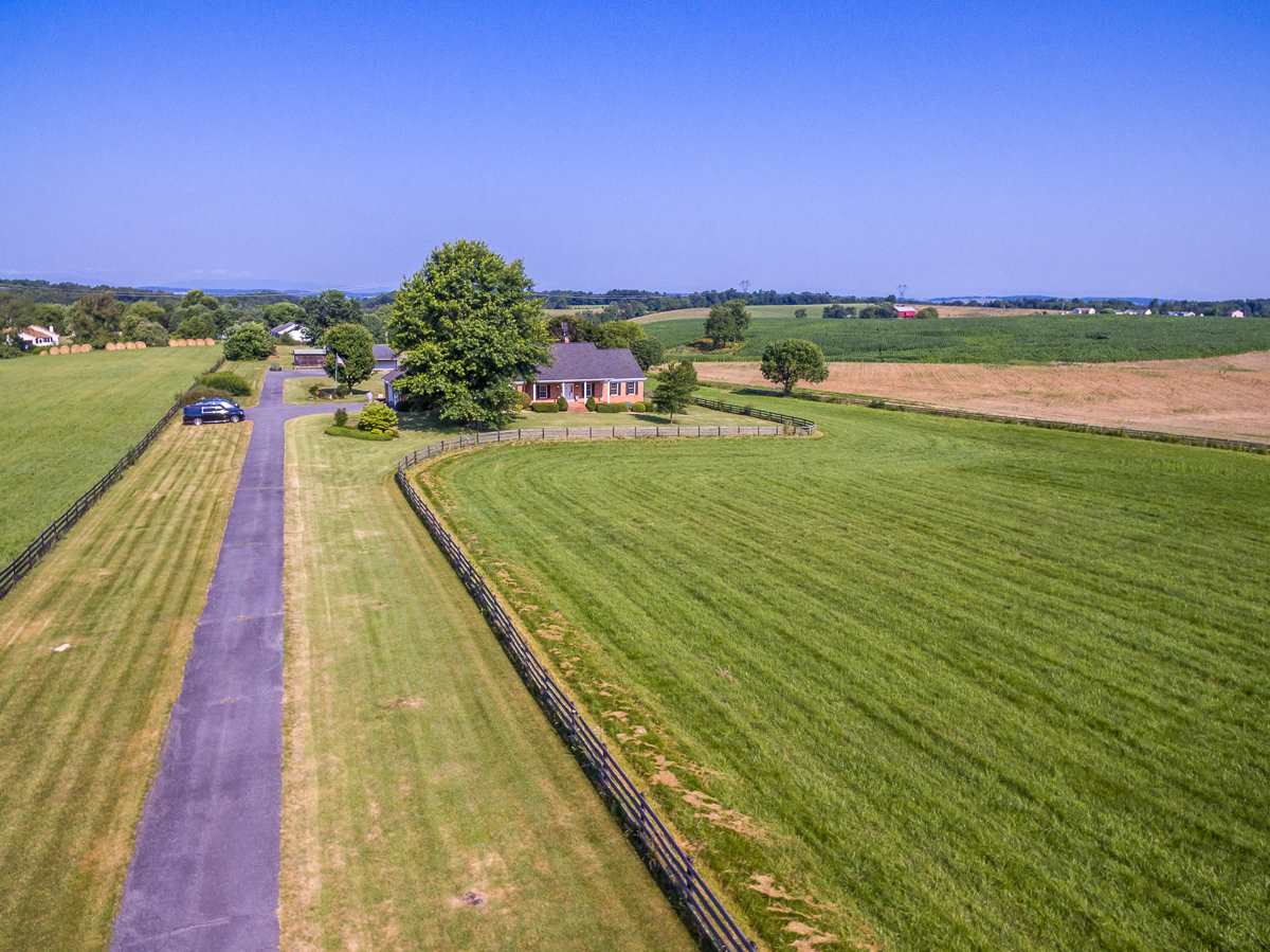 158 Battlefield Road Waynesboro, VA 22980 - Photo 50 of 50 a view of a city