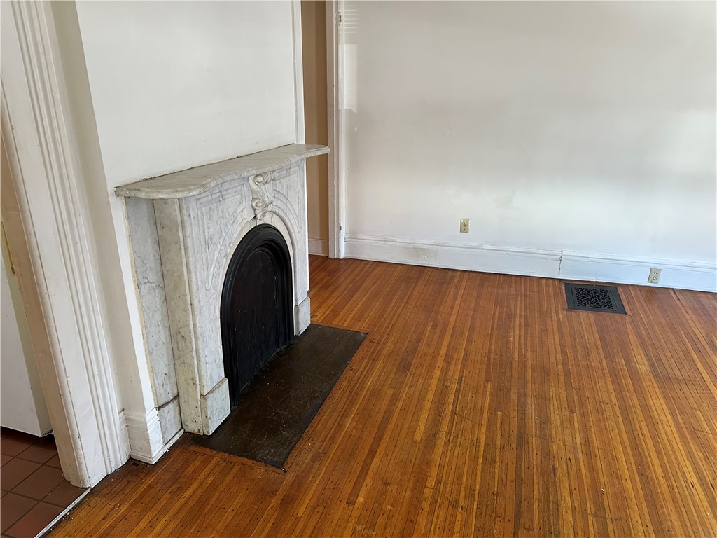 525 Averill Avenue Rochester, NY 14607 - Photo 4 of 24