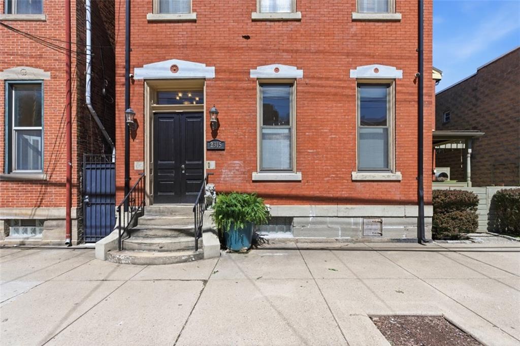 2315 Sarah Street Pittsburgh, PA 15203 - Photo 2 of 50