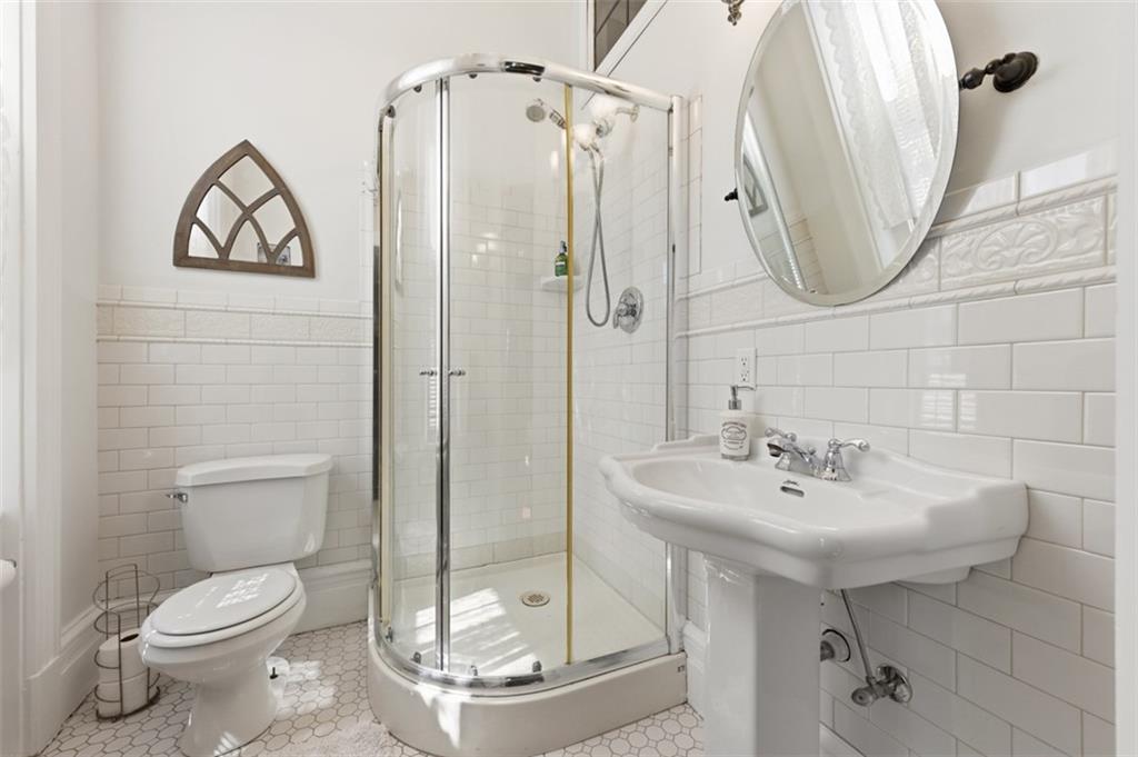 2315 Sarah Street Pittsburgh, PA 15203 - Photo 30 of 50