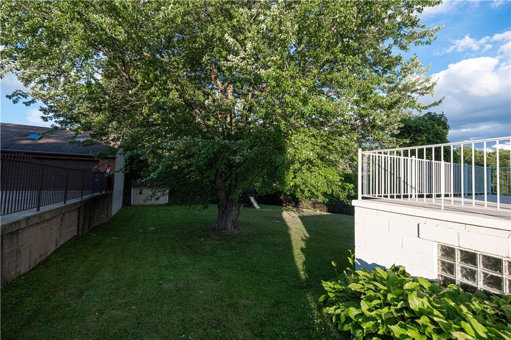 22 Herbst Road Coraopolis, PA 15108 - Photo 33 of 40