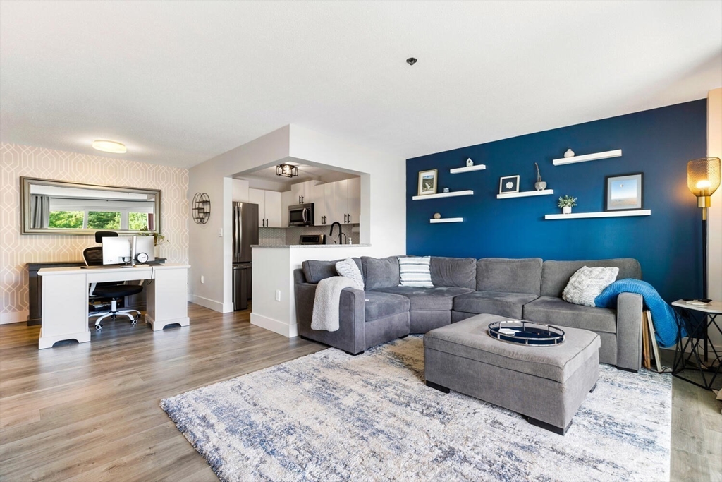 273 Cambridge Road, Unit 607 Woburn, MA 01801 - Photo 8 of 28 Gallery Image 8