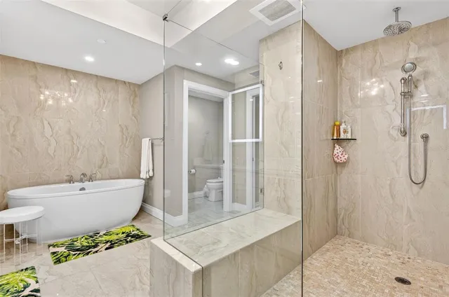 $3,499,500 | 800 Collany Road, Unit 304, St. Petersburg, FL 33715