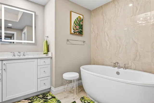 $3,499,500 | 800 Collany Road, Unit 304, St. Petersburg, FL 33715