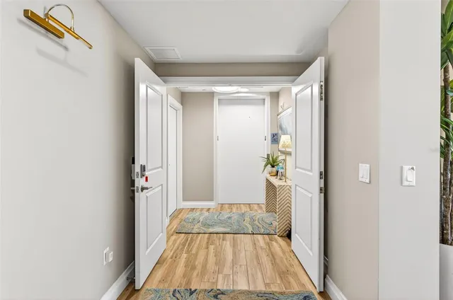 $3,499,500 | 800 Collany Road, Unit 304, St. Petersburg, FL 33715