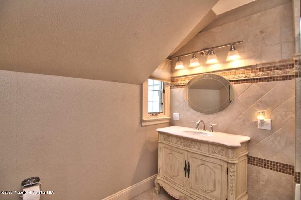 136 Carbondale Road Waverly, PA 18471 - Photo 64 of 113 Gallery Image 64