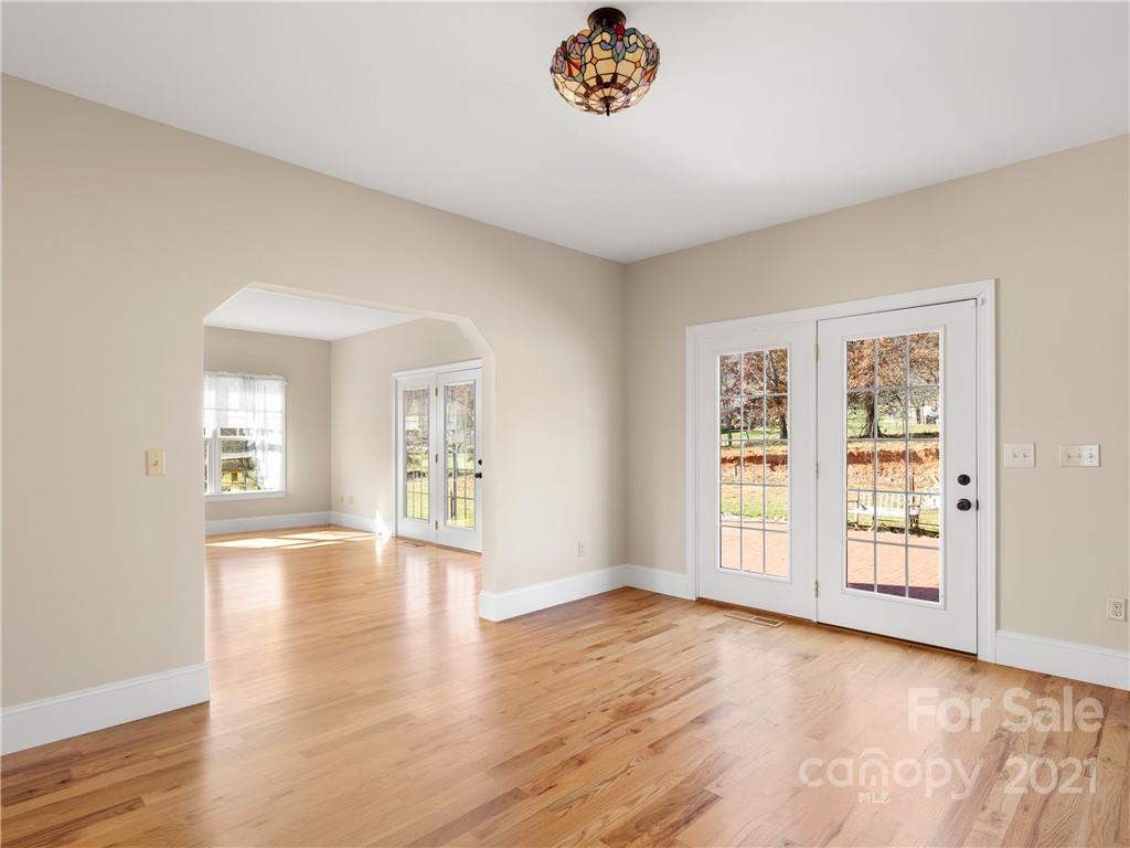 2153 Brevard Road Arden, NC 28704 - Photo 6 of 24 Gallery Image 6