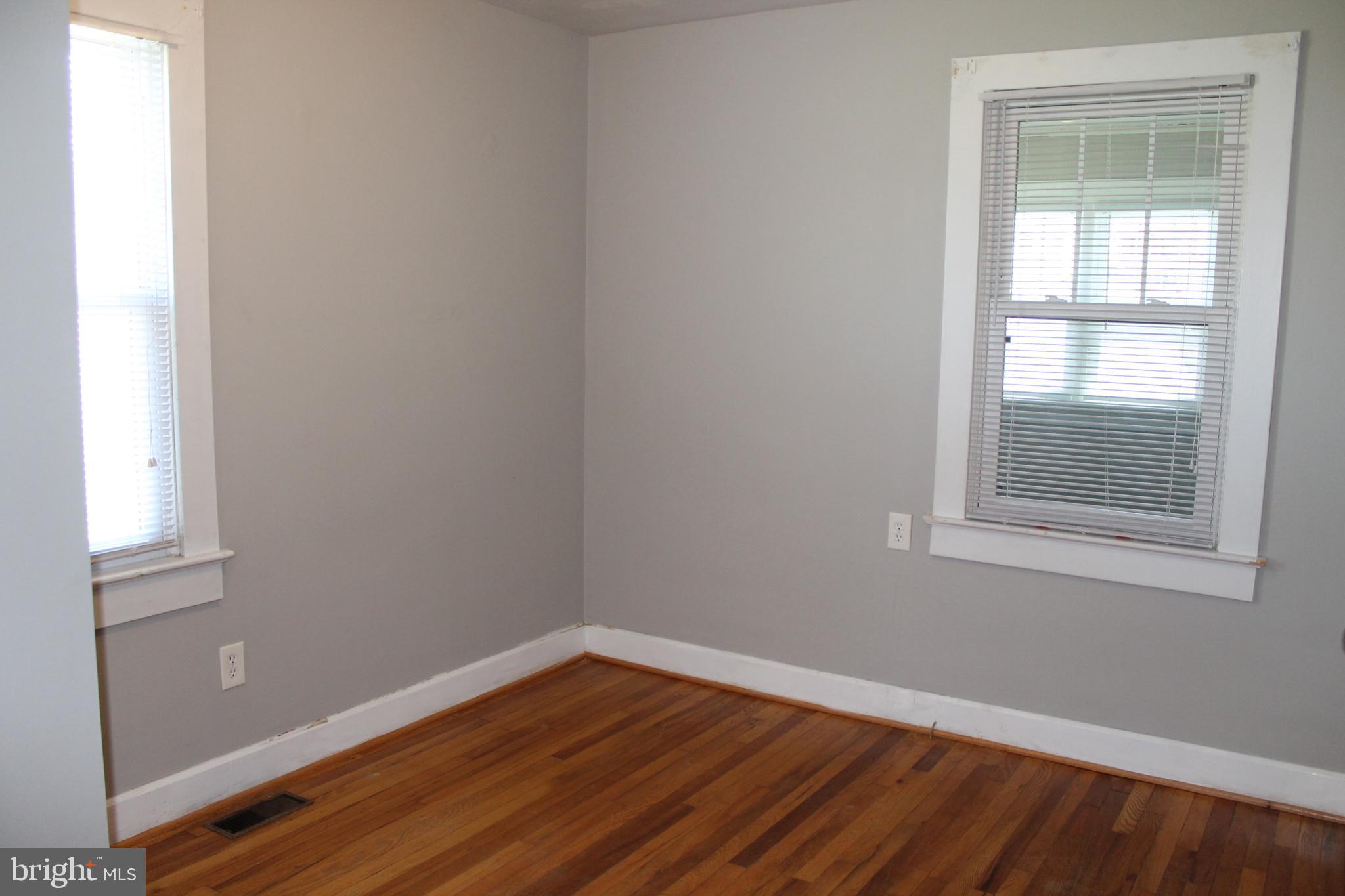 104 North Pleasant Valley Road Winchester, VA 22601 - Photo 19 of 43