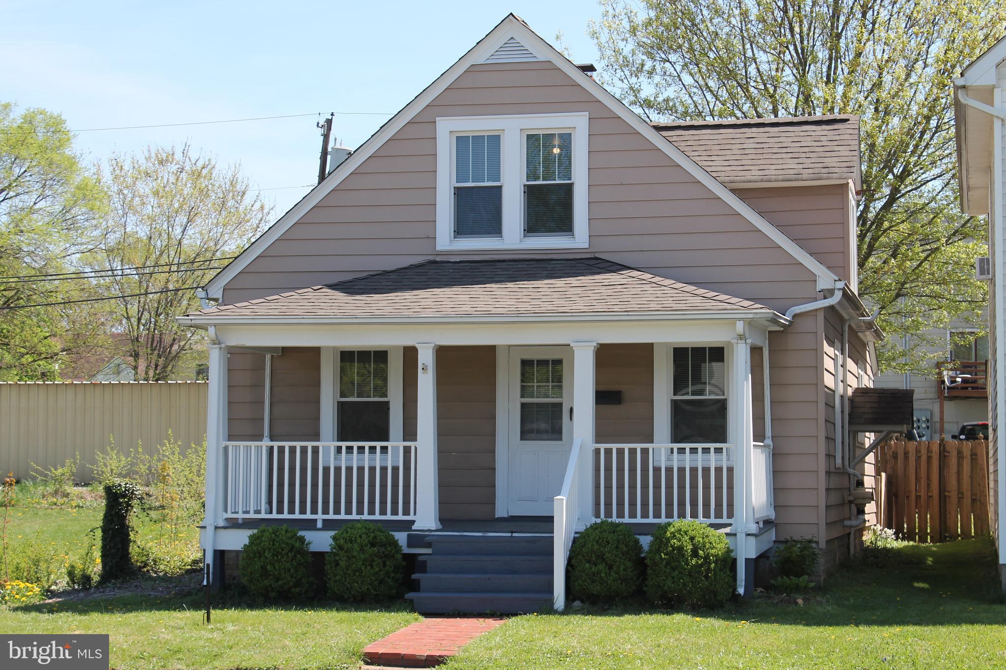 104 North Pleasant Valley Road Winchester, VA 22601 - Photo 4 of 43