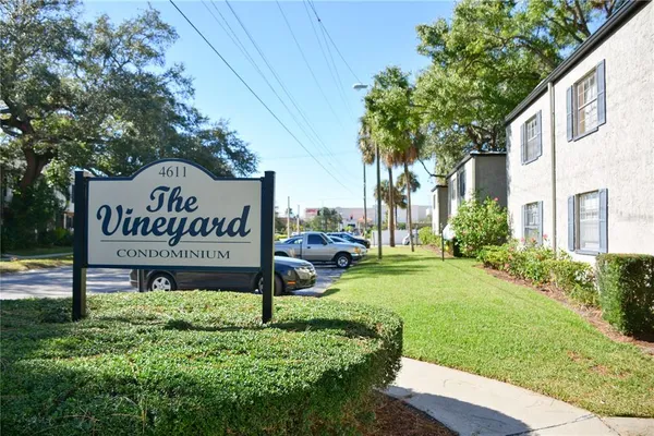 $1,499 | 4611 West North B Street, Unit 236, Tampa, FL 33609