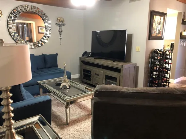 $1,499 | 4611 West North B Street, Unit 236, Tampa, FL 33609