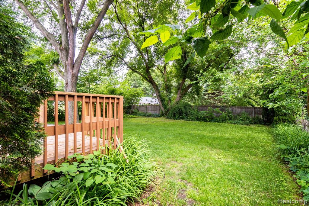 680 Glenwyth Road Brighton, MI 48116 - Photo 17 of 22