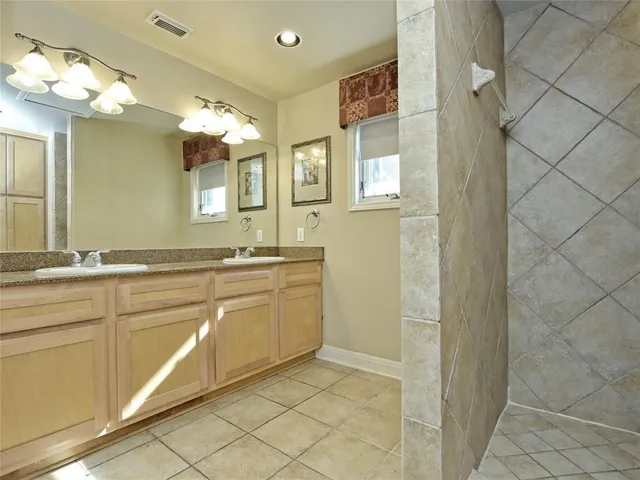 $2,495 | 1908 Kahala Sunset Drive, Unit A, Spicewood, TX 78669