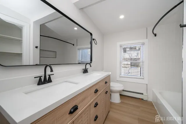 $2,900 | 8 Orchard Street, Unit 6, Matawan, NJ 07747