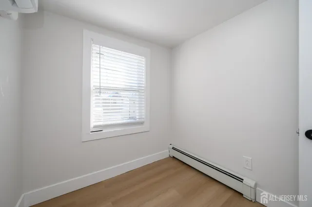 $2,900 | 8 Orchard Street, Unit 6, Matawan, NJ 07747