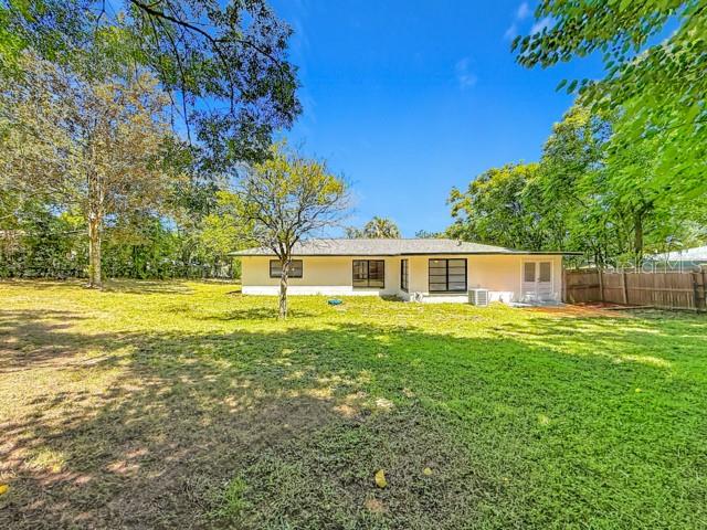 47 Lake Ct Loop Ocala, FL 34472 - Photo 36 of 41