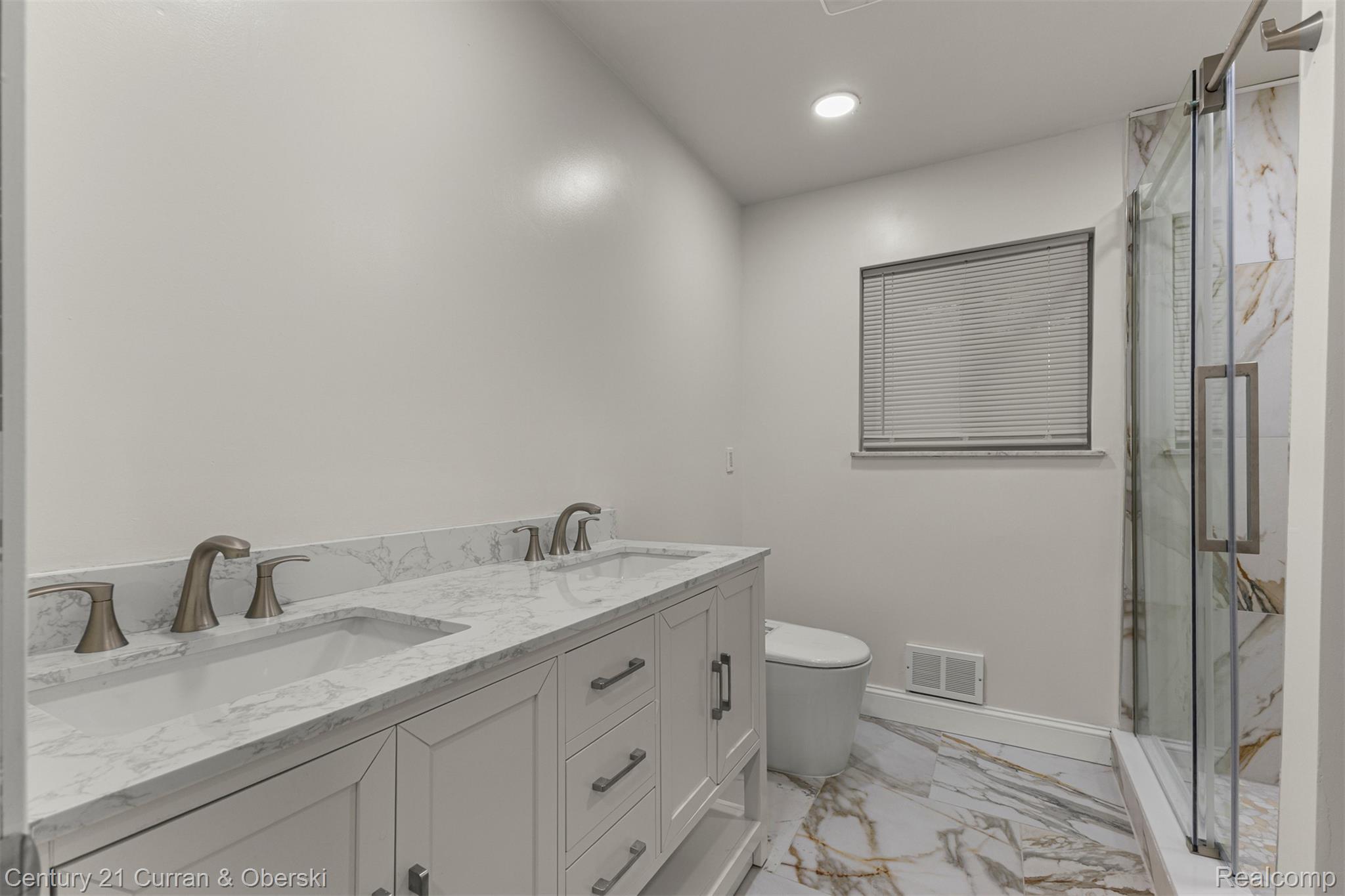 11276 Pardee Road Taylor, MI 48180 - Photo 25 of 58 21.jpg