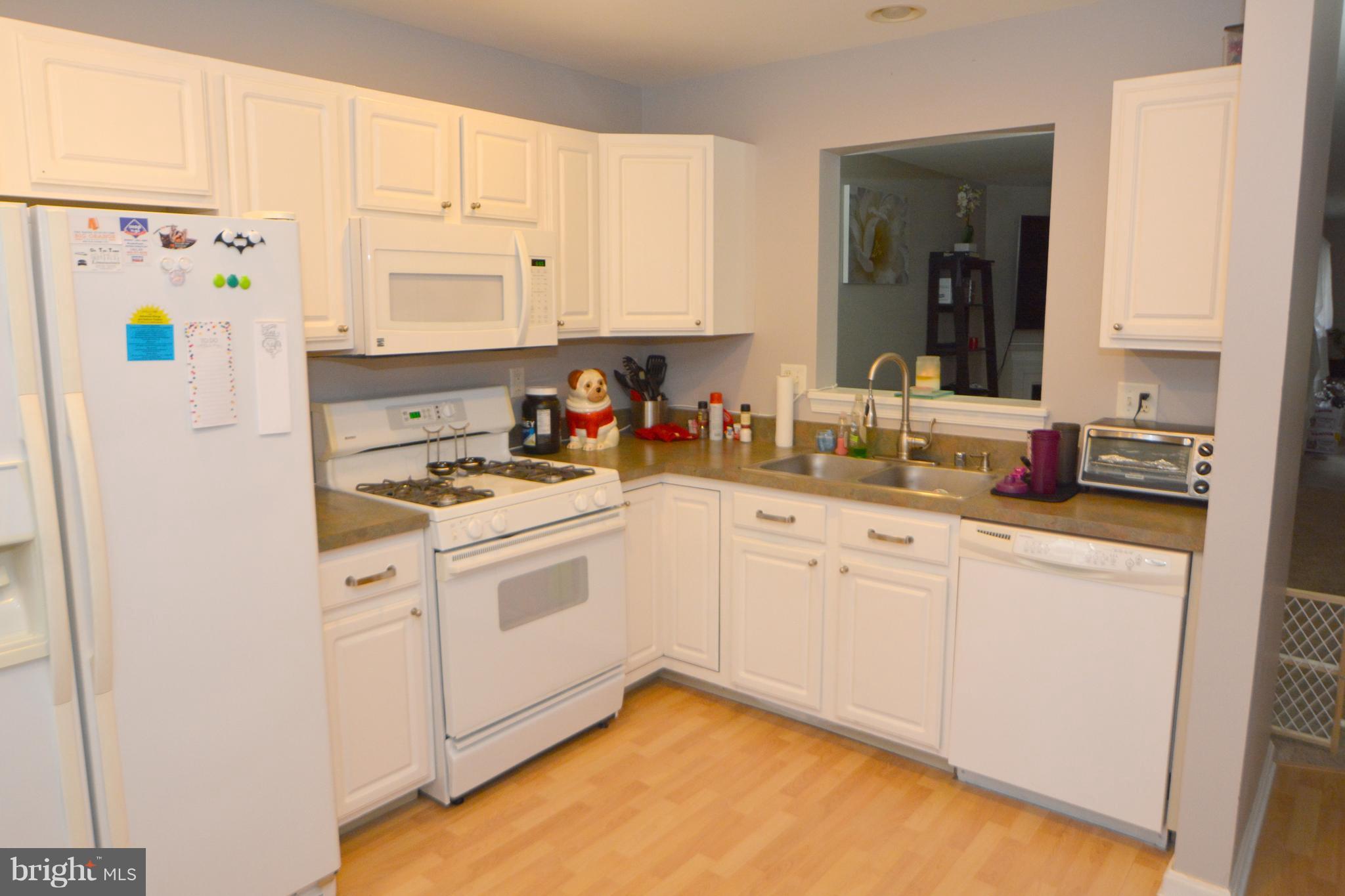 734 Shallow Ridge Court Abingdon, MD 21009 - Photo 9 of 27 Kitchen