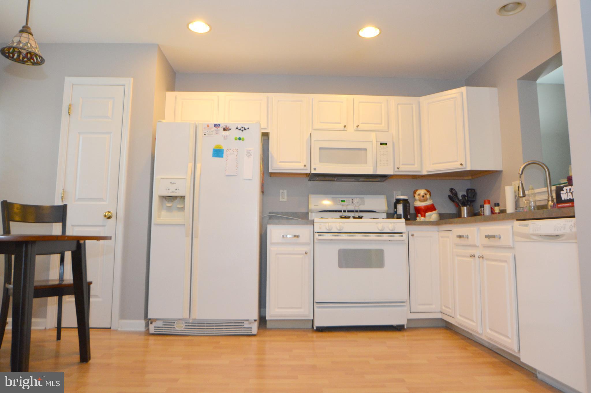 734 Shallow Ridge Court Abingdon, MD 21009 - Photo 10 of 27 Kitchen