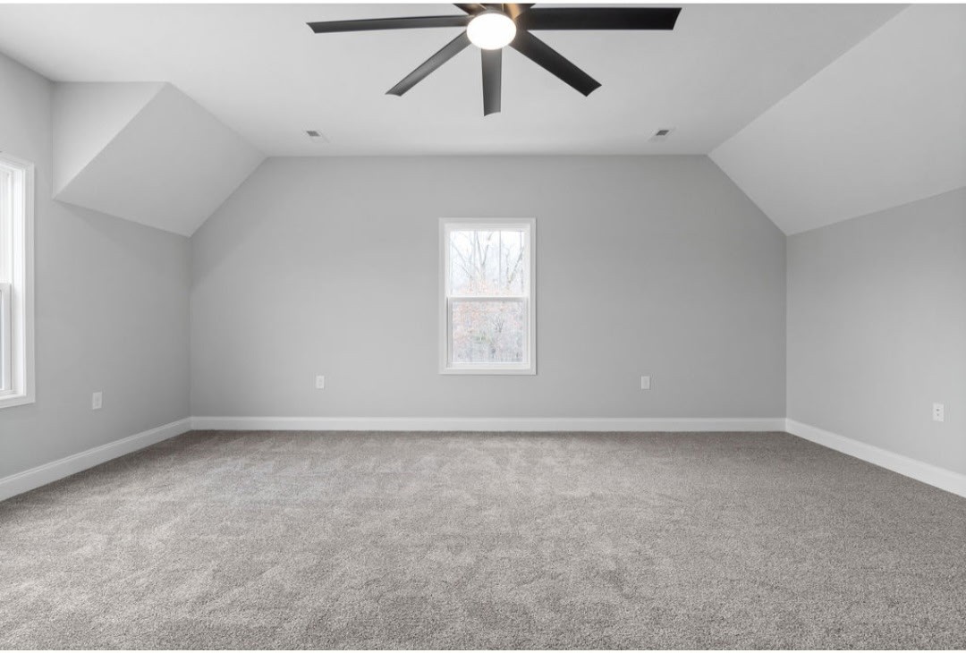 4807 Hunter Road Southside, TN 37171 - Photo 20 of 23 a view of an empty room with window