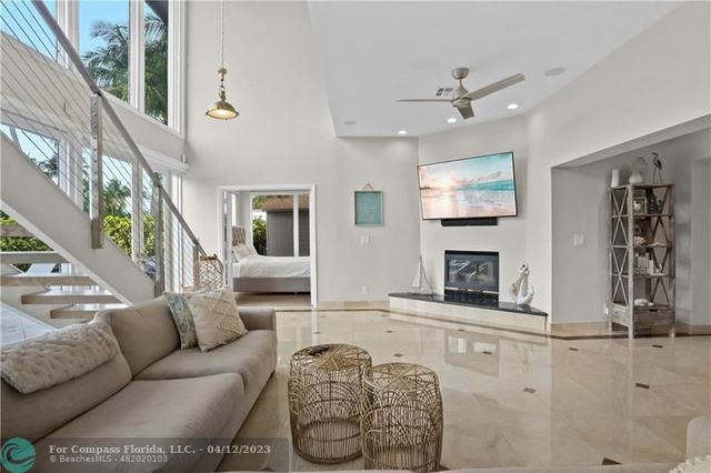 $2,400,000 | 2421 Northeast 48th Street, Lighthouse Point, FL 33064