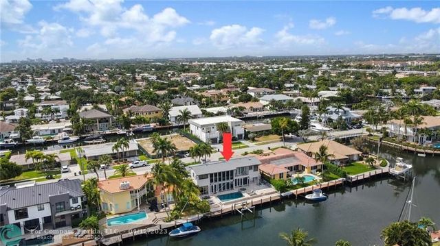 $2,400,000 | 2421 Northeast 48th Street, Lighthouse Point, FL 33064