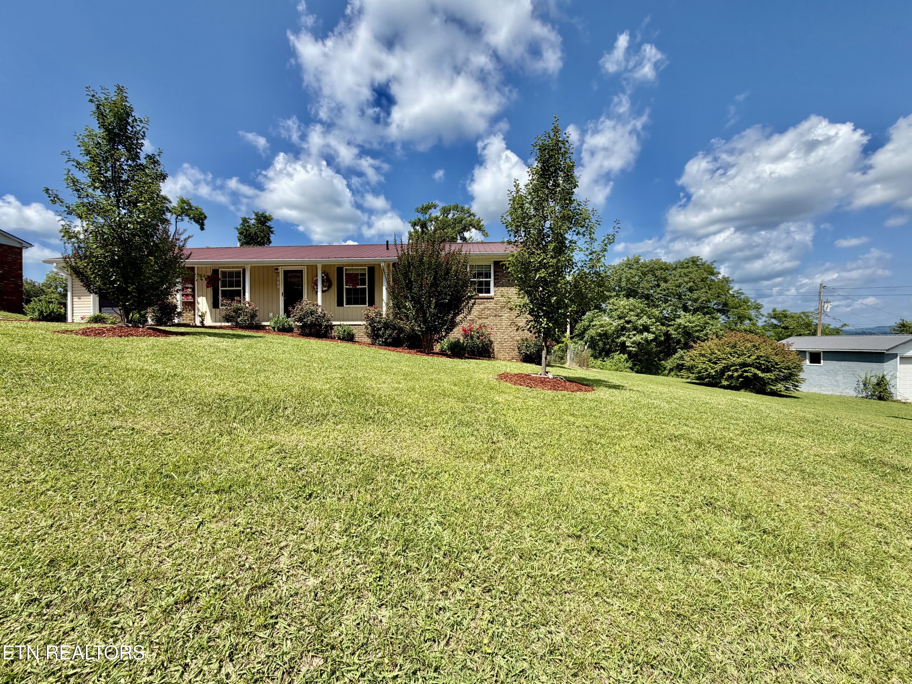 618 Essary Road Tazewell, TN 37879 - Photo 8 of 46 IMG_4793