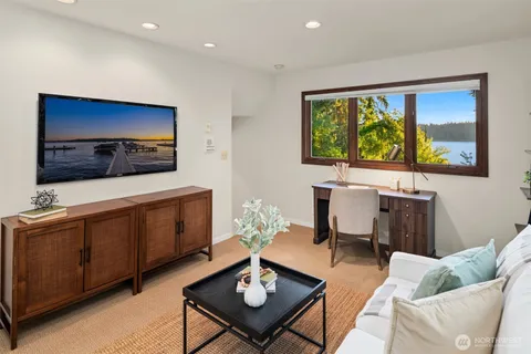 $3,850,000 | 4889 Forest Avenue Southeast, Mercer Island, WA 98040