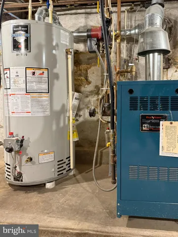 $254,900 | 964 West Main Street, New Holland, PA 17557