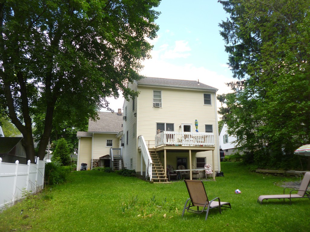 26 Dallas Street Worcester, MA 01604 - Photo 4 of 22 Gallery Image 4