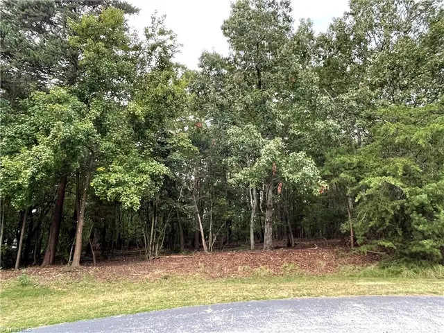 $39,900 | 135 Deep Water Court, New London, NC 28127