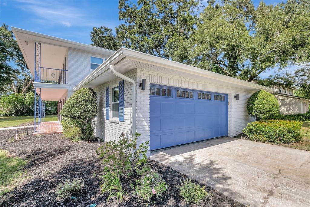 604 Druid Hills Road Temple Terrace, FL 33617 - Photo 57 of 59 a view of a house with a garage