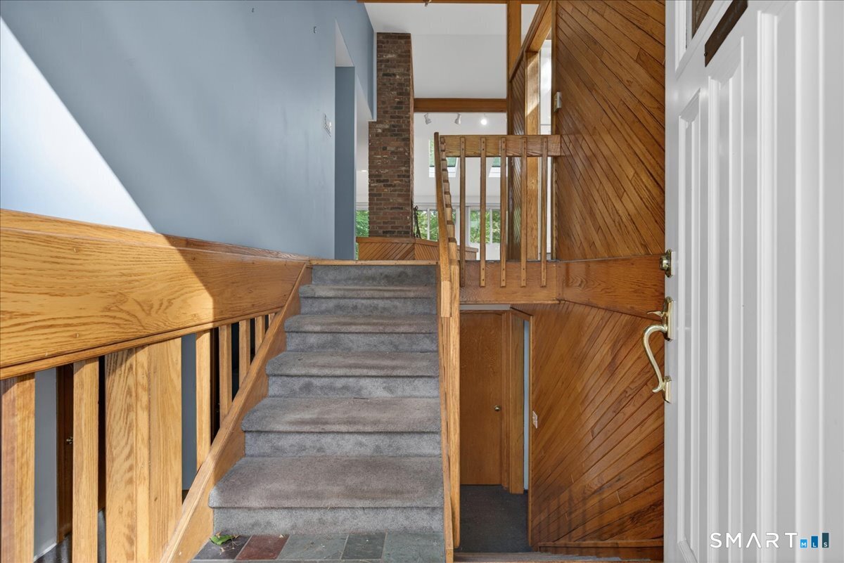454 Old Cellar Road Orange, CT 06477 - Photo 4 of 40