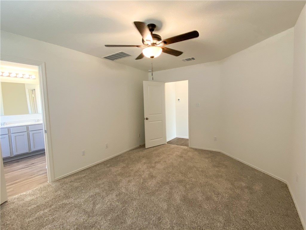 301 Greatest Gift Way Jarrell, TX 76537 - Photo 13 of 20