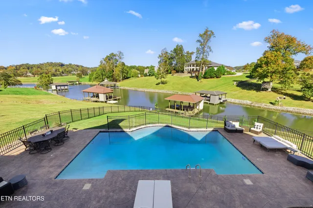 $2,995,000 | 3642 Jackson Pointe Drive, Louisville, TN 37777